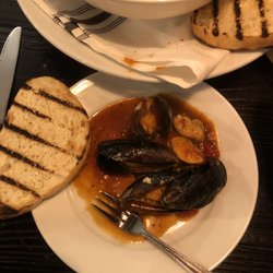 Flair Taverna - Mussels with chorizo sauce appetizer.