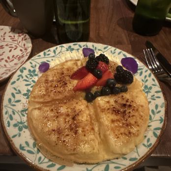 Yardbird - Gluten free crème brûlée waffle - Southern Near Me - Las Vegas, Nevada Yardbird - Gluten free crème brûlée waffle - Southern Near Me - Las Vegas, Nevada