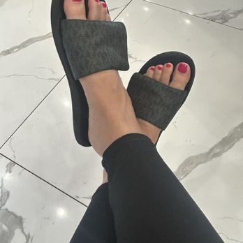 Cheri Nail Bar - Great pedi by my nail technician, Mindy! - Nail Salons Near Me - Fullerton, California