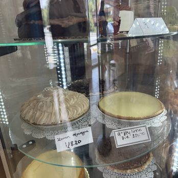 Baker's Pride - Whole pies - Donuts Near Me - Savannah, Georgia
