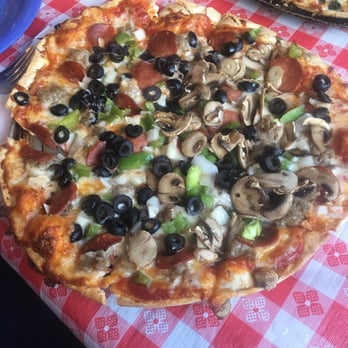 Random Lake Pizzeria - Landmark pizza Yummmm - Pizza Near Me - Random Lake, Wisconsin