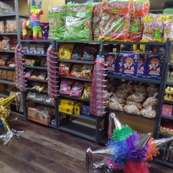 Dulcería Lala's - Dulceria y piñatas