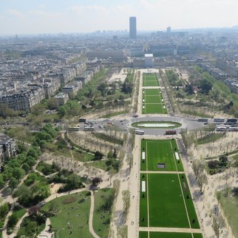 La Tour Eiffel - The Champs de Mars—a wonderful park to the southeast of the tower. - Landmarks & Historical Buildings Near Me - Paris, 75