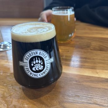 Bearpaw River Brewing - Raspberry wheat in the back and white ale in the front - Gastropubs Near Me - Wasilla, Alaska
