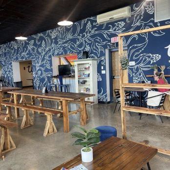 WeHa Brewing & Roasting - Coffee & Tea Near Me - West Hartford, Connecticut