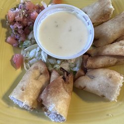 Dos Loco Gringos - Chicken Flautas