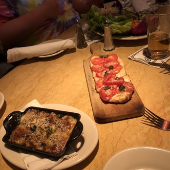 The Cheesecake Factory - Stuffed mushrooms, tomato flatbread and Thai chicken lettuce wraps - Desserts Near Me - Wayne, New Jersey