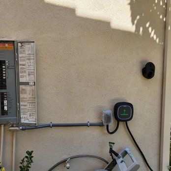 EV Smiles - Electricians Near Me EV Smiles - Electricians Near Me