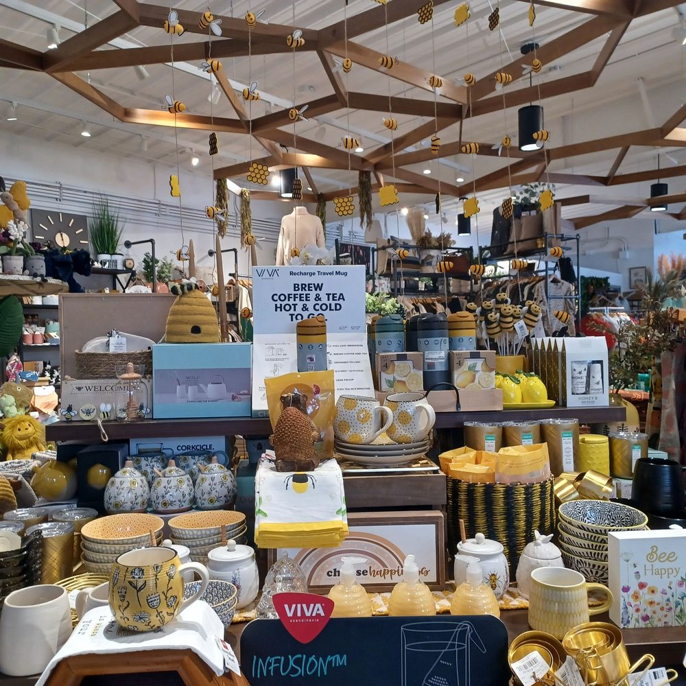 LACOSTE GARDEN CENTRE Updated October 2024 24 Photos 2787 Saint