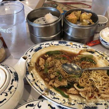 Lam’s Garden - 140. Pan Fried Noodle with Shredded Chicken Shrimp Dumpling and Shui Mai - Dim Sum Near Me - Orlando, Florida