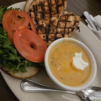 Diamondback Grill - chicken sandwich $18.95 - Wine Bars Near Me - Sonora, California