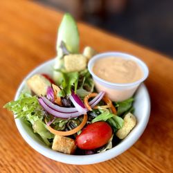 Stage Coach Grille - Side salad (part of the steak entree)
