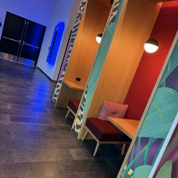 Citizenm - One of the business areas. - Hotels Near Me - Miami Beach, Florida