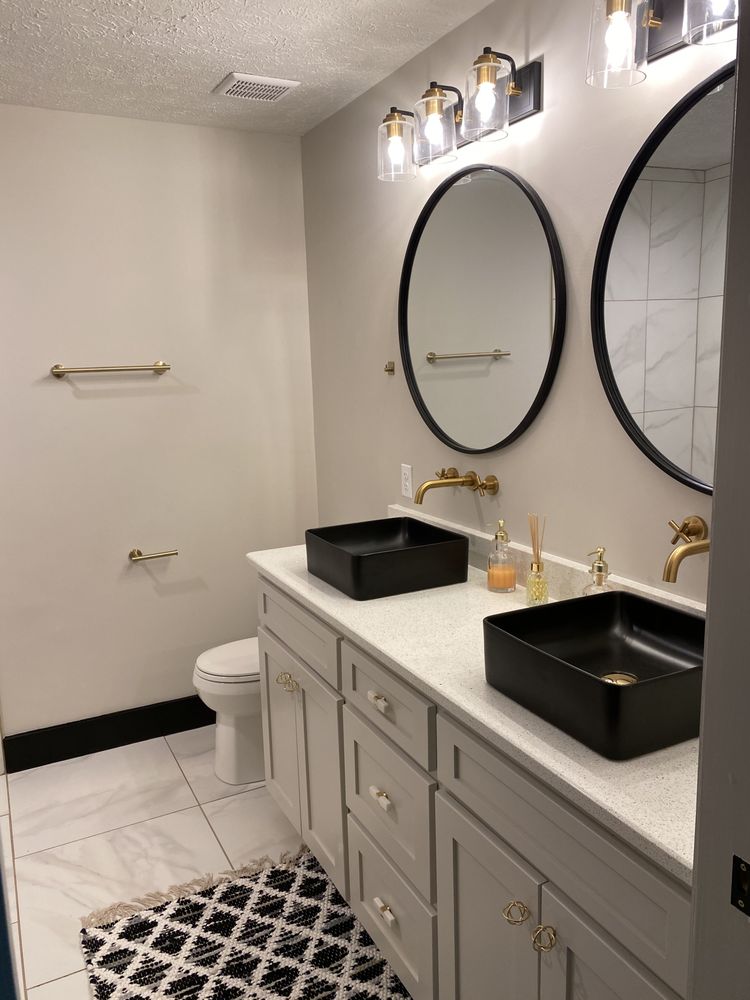 Slide of Visionary Homes and Investments