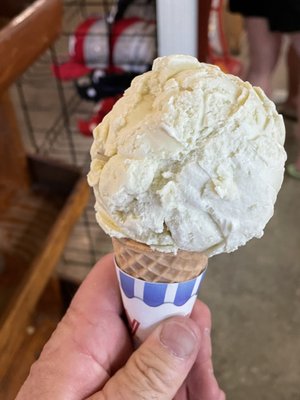 Chaney's Dairy Barn by null