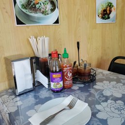Table for 1! Table for 1!