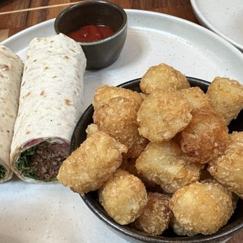 Twelvemonth - Lamb Gyro with tater tots - Vegan Near Me - Burlingame, California Twelvemonth - Lamb Gyro with tater tots - Vegan Near Me - Burlingame, California