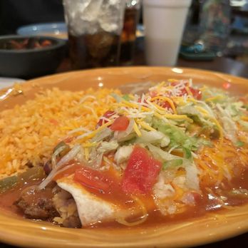 El Sombrero Mexican Cuisine - Fajita Burrito (steak) with rice and beans - Mexican Near Me - Melbourne, Florida El Sombrero Mexican Cuisine - Fajita Burrito (steak) with rice and beans - Mexican Near Me - Melbourne, Florida