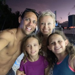Tebbs Training Studio - Britni Tebbs with family in Meldives
