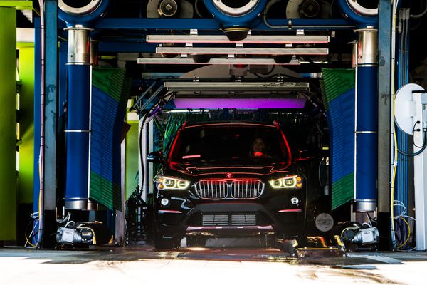 SILVERLAKE SPEEDWASH - Updated July 2024 - 58 Photos & 29 Reviews