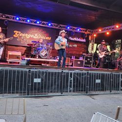 Knuckleheads - George Ducas and his band