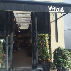 Witveld - De ingang.