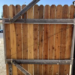 Bates Fencing - Both top & bottom boards for locking are loose and the bolts are wobbly & loose, like almost falling off!