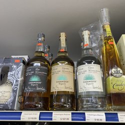 Crest Liquors