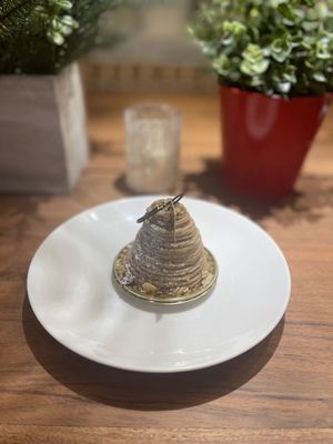 Pâtisserie Chantilly by null