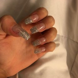 Essence Nails & Spa - Full set glitter ombré