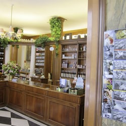 St Peter-Apotheke