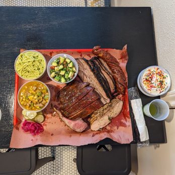 Barbs B Q - Heaven - Barbeque Near Me - Lockhart, Texas