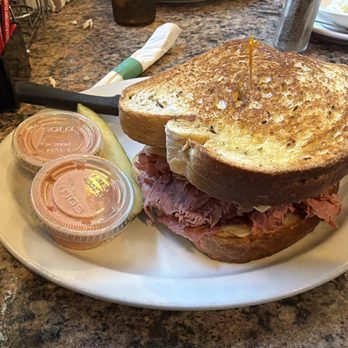 Jimmy Dee's Restaurant Lounge - Legendary Corned Beef on Rye - American Near Me - Clinton Township, Michigan Jimmy Dee's Restaurant Lounge - Legendary Corned Beef on Rye - American Near Me - Clinton Township, Michigan