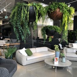 Must Société - Beautiful patio sets and planters