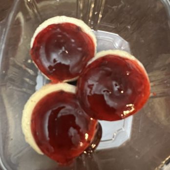 Masterpiece Desserts - Strawberry Cheesecake - Desserts Near Me - Houston, Texas