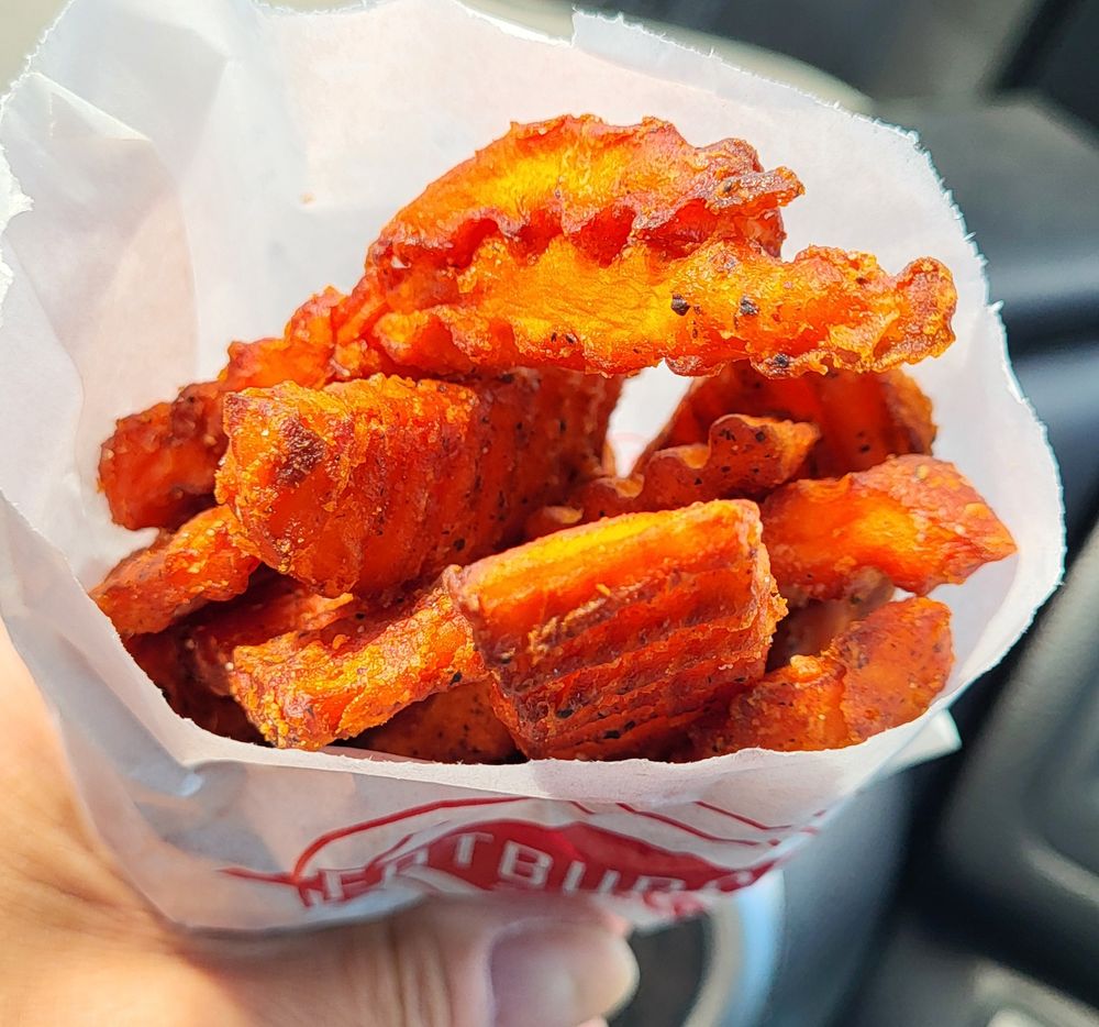 FATBURGER & BUFFALO’S EXPRESS Updated October 2024 23 Photos & 19 Reviews 14283 US Rte 95