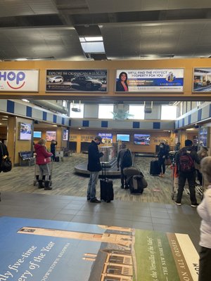 Kelowna International Airport by null