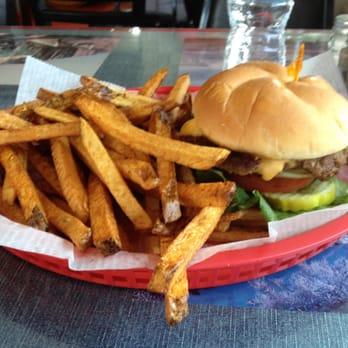 Buckeye Express Diner - American Near Me - Bellville, Ohio
