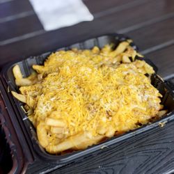 Chris's Burgers - chili cheese fries