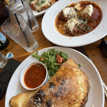 Alessa - Calzone, Chicken Parmesan, and Meatballs. - Italian Near Me - Laguna Beach, California Alessa - Calzone, Chicken Parmesan, and Meatballs. - Italian Near Me - Laguna Beach, California