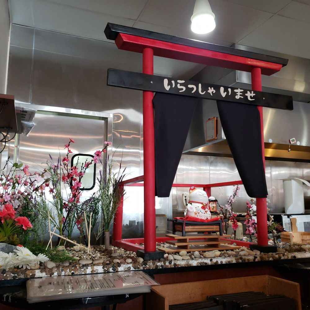 Toro Sushi - Happy cat welcomes you in to the sushi place - Japanese Near Me - Spokane Valley, Washington Toro Sushi - Happy cat welcomes you in to the sushi place - Japanese Near Me - Spokane Valley, Washington