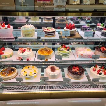 Tous Les Jours - Full cakes - Desserts Near Me - Brea, California