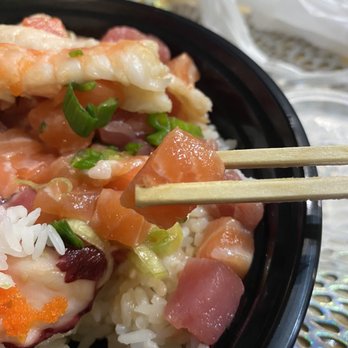 Poke Town - Fish are cut up in extra extra small pieces - Japanese Near Me - Norco, California