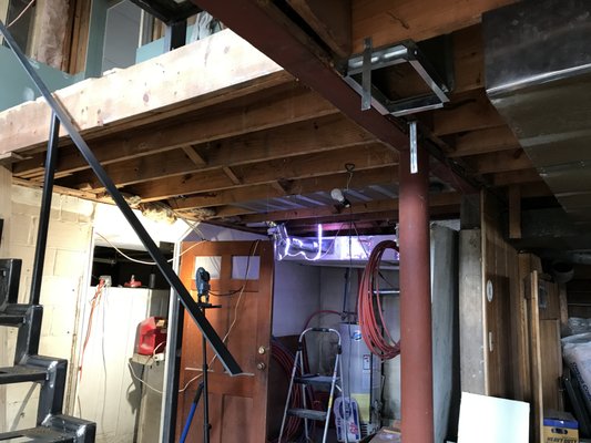 Woy Daniel Plumbing & Heating Logo