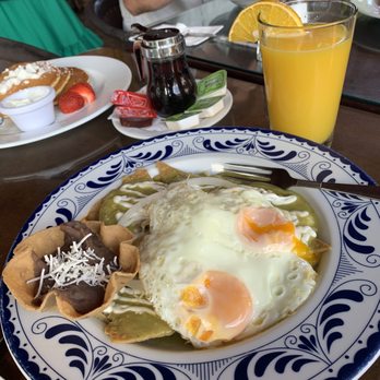 Mextreme - Green chilaquiles - Mexican Near Me - Cancún, ROO Mextreme - Green chilaquiles - Mexican Near Me - Cancún, ROO
