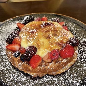 Bardot - Crème brûlée Waffle 10/10 - New American Near Me - Claremont, California