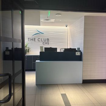 The Club CHS - Checkin desk - Airport Lounges Near Me - Charleston, South Carolina