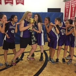 The Linden School - A photo from my grade 11 basketball season.
