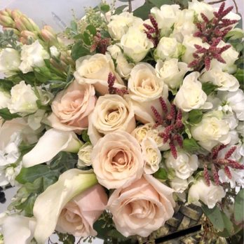 Kara Z Floral Design - Sympathy arrangement. - Florists Near Me Kara Z Floral Design - Sympathy arrangement. - Florists Near Me