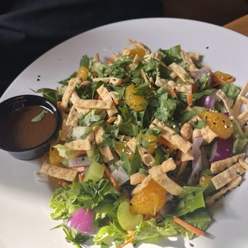 Shakas Beach Bar & Grill - Fish & Chips Near Me - Nags Head, North Carolina